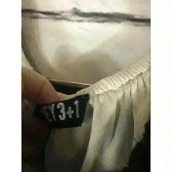 Audrey 3+1 Womens Size Large Black Lace Blouse Tan Underlayer - Picture 5 of 5